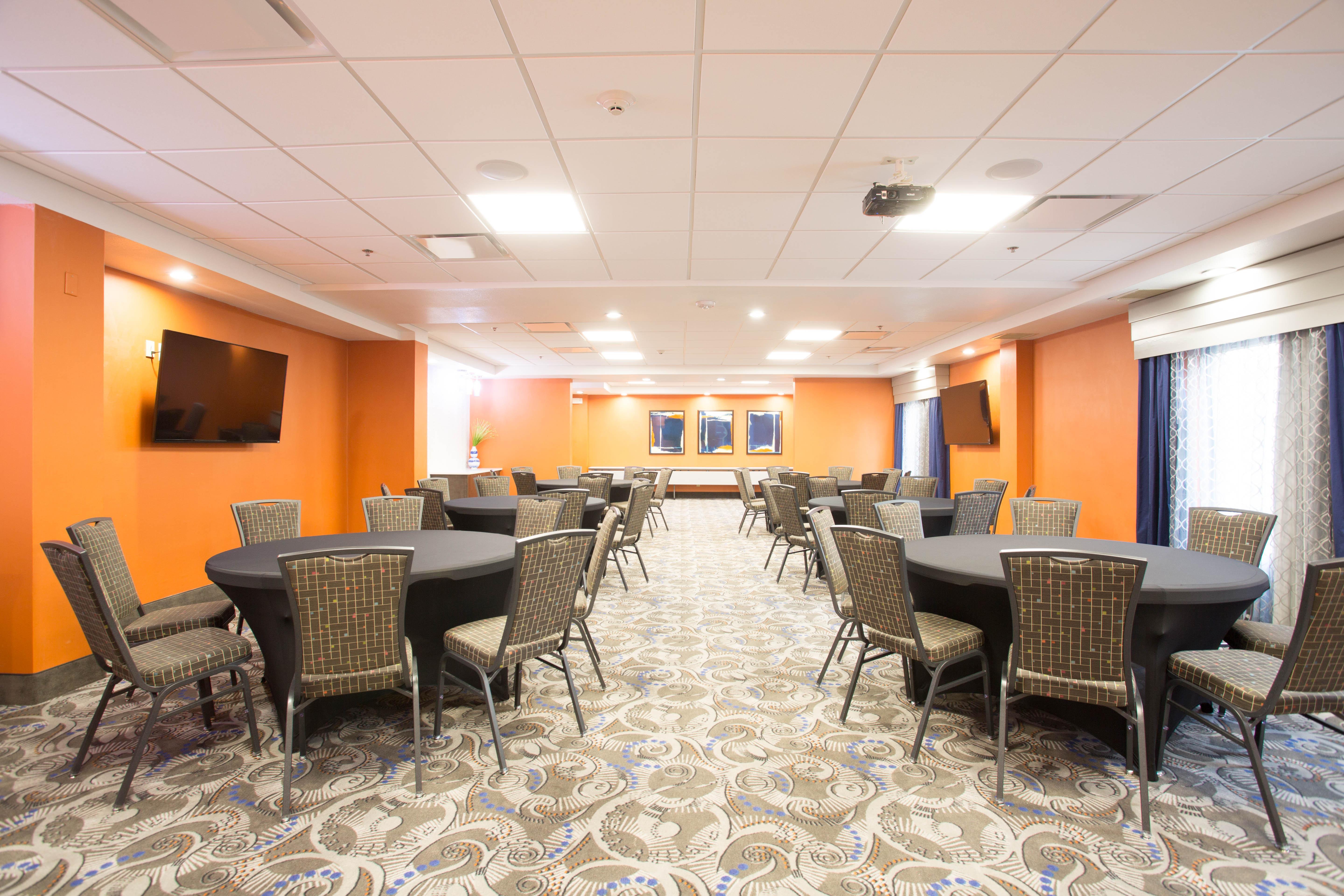 Holiday Inn Express & Suites Nashville Southeast - Antioch By Ihg Exterior foto