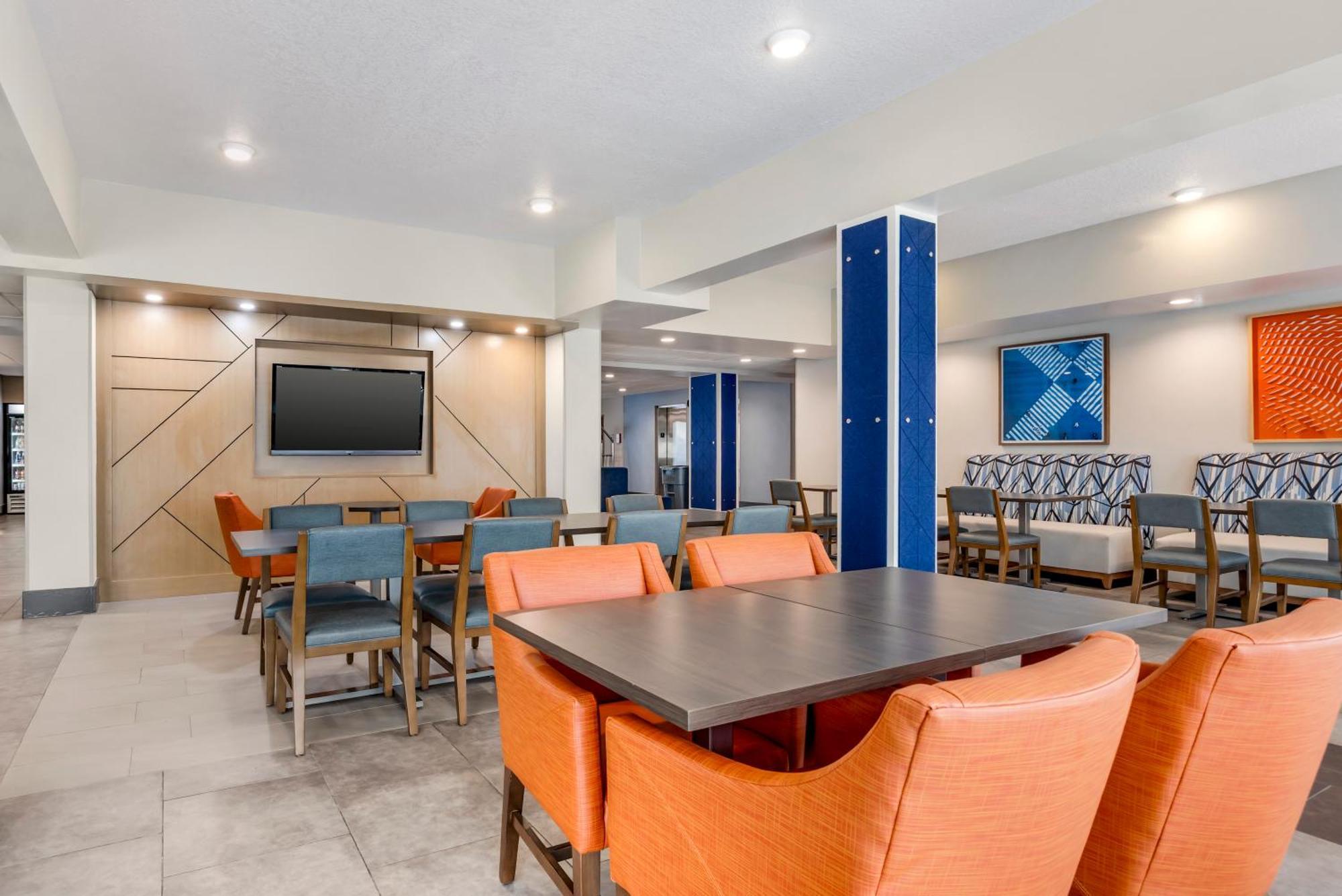 Holiday Inn Express & Suites Nashville Southeast - Antioch By Ihg Exterior foto